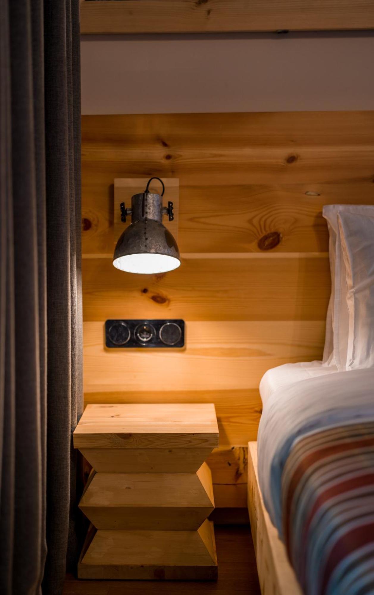 1740 Boutique Hotel Kazbegi エクステリア 写真