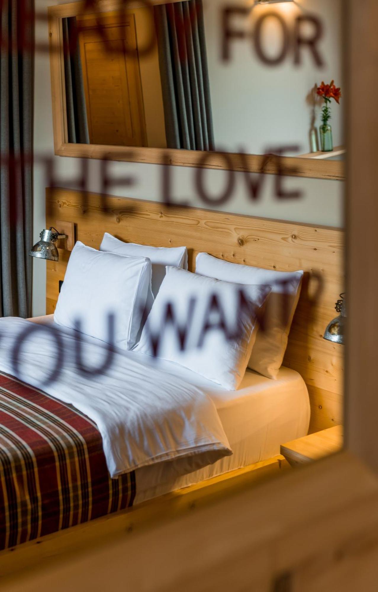 1740 Boutique Hotel Kazbegi エクステリア 写真