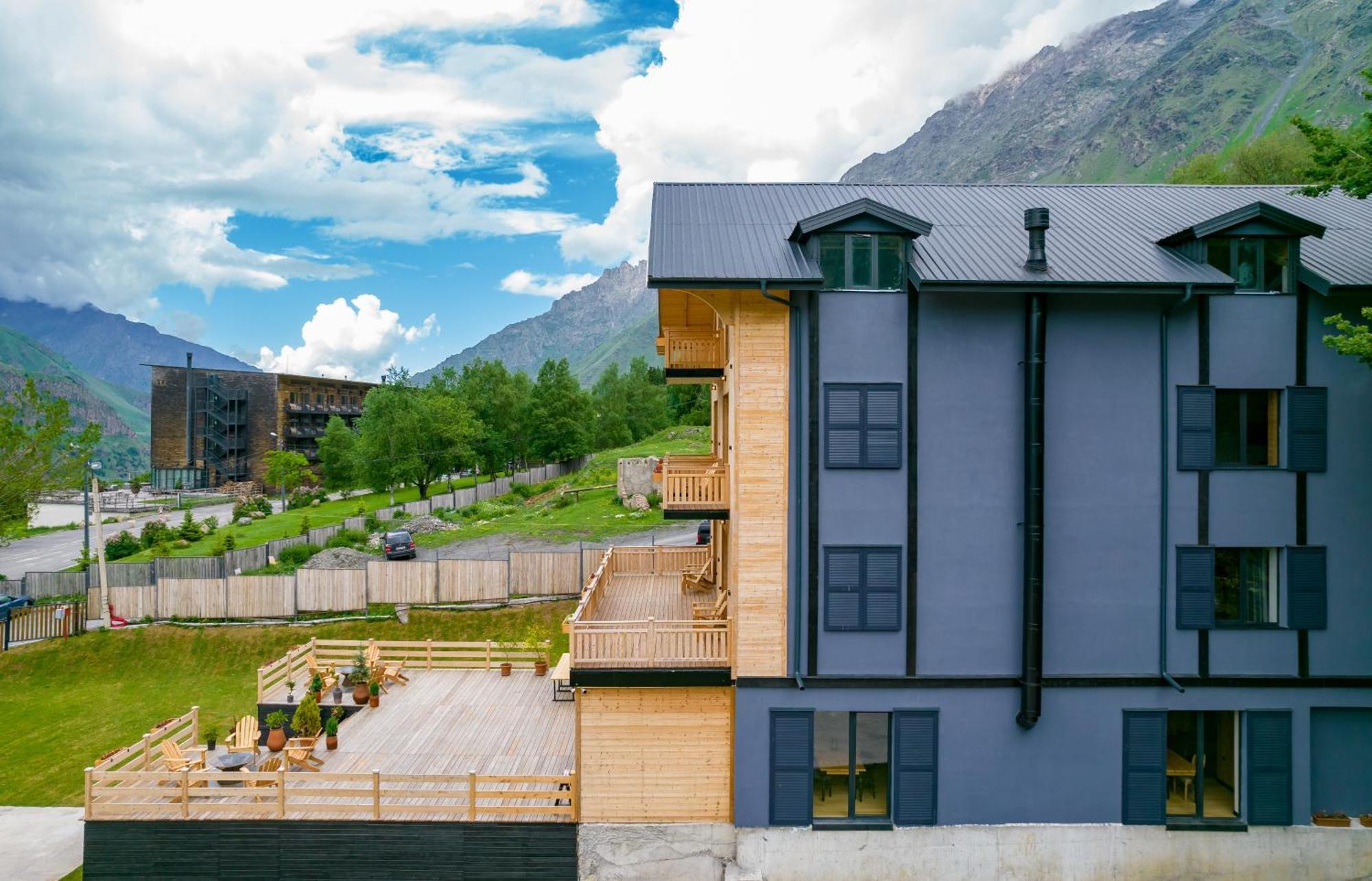 1740 Boutique Hotel Kazbegi エクステリア 写真