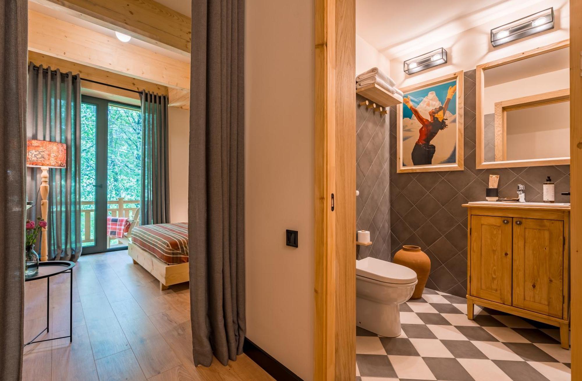 1740 Boutique Hotel Kazbegi エクステリア 写真