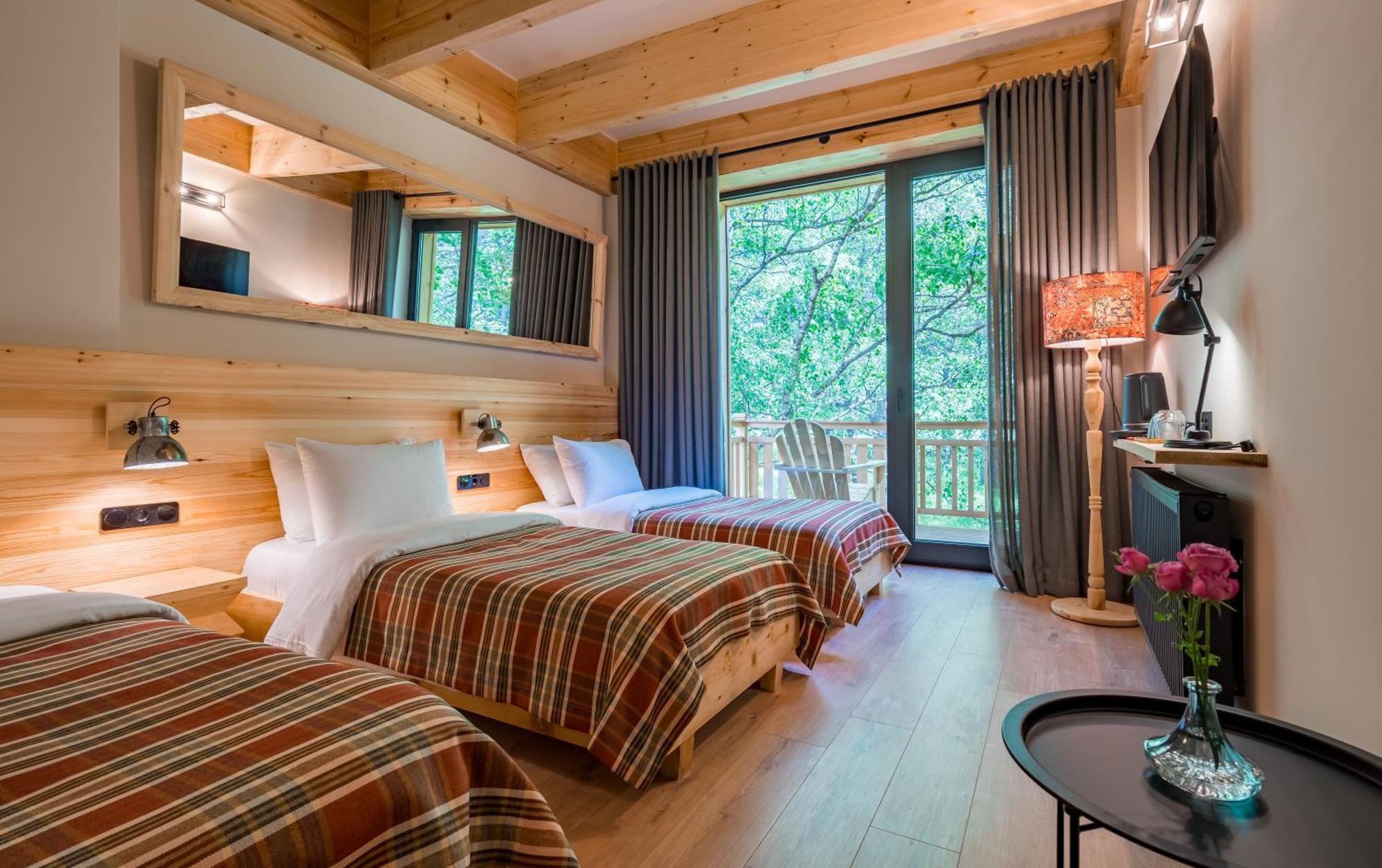 1740 Boutique Hotel Kazbegi エクステリア 写真